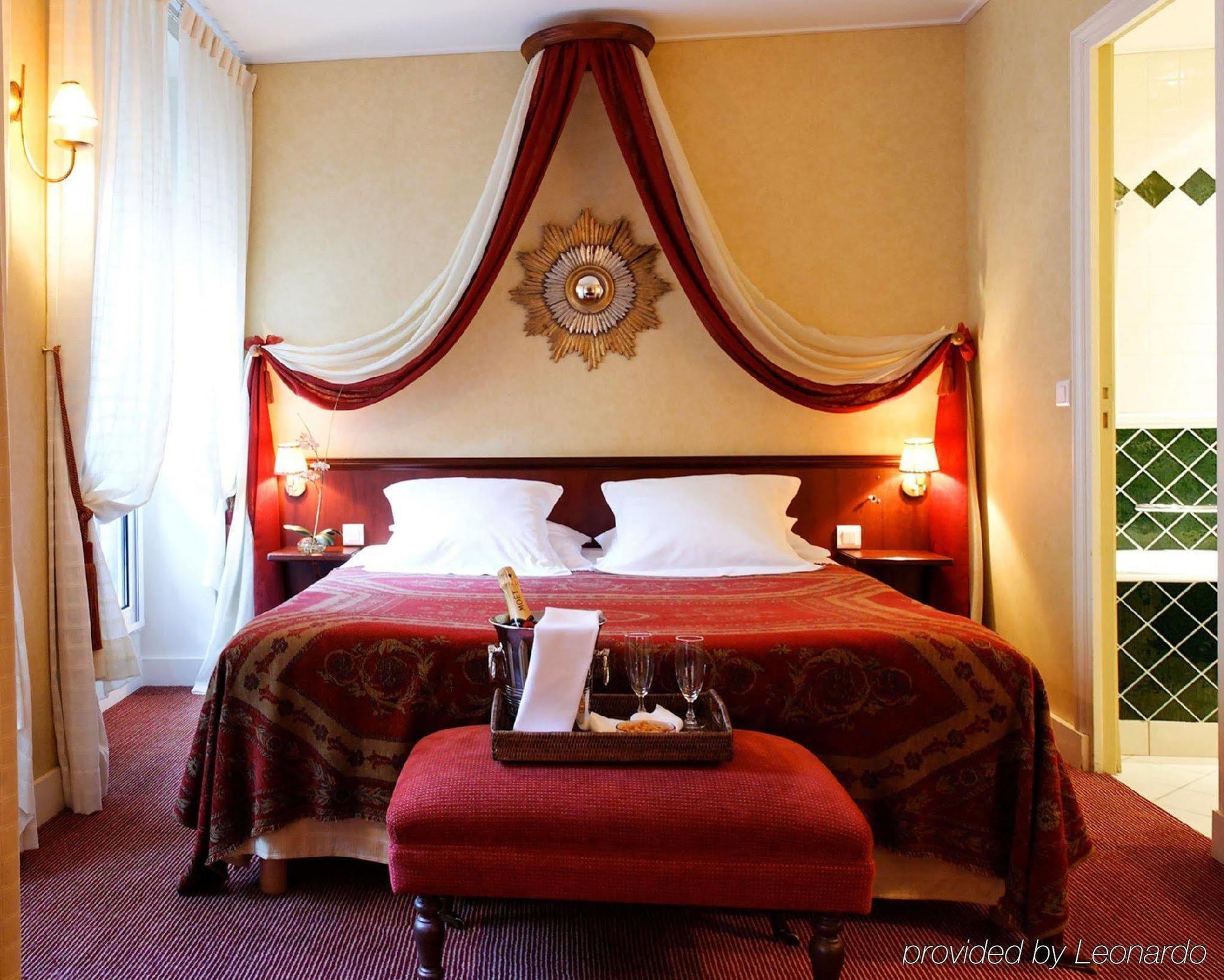 Hotel Britannique Paris Rom bilde